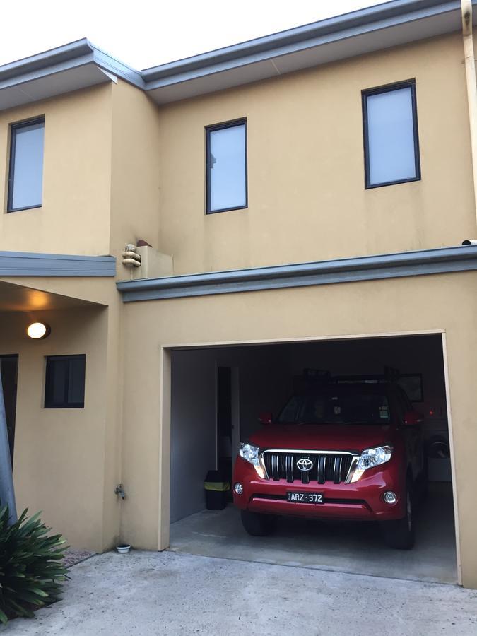 Central Cowes Family Townhouses Bagian luar foto